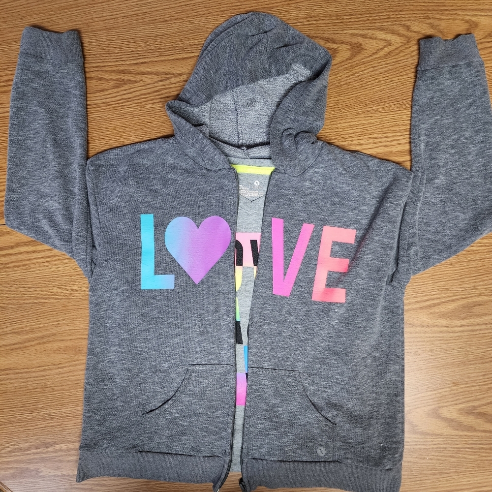 XERSION Girls Graphic Love V Neck Short Sleeve Pull Over Tee With Hoodie XL